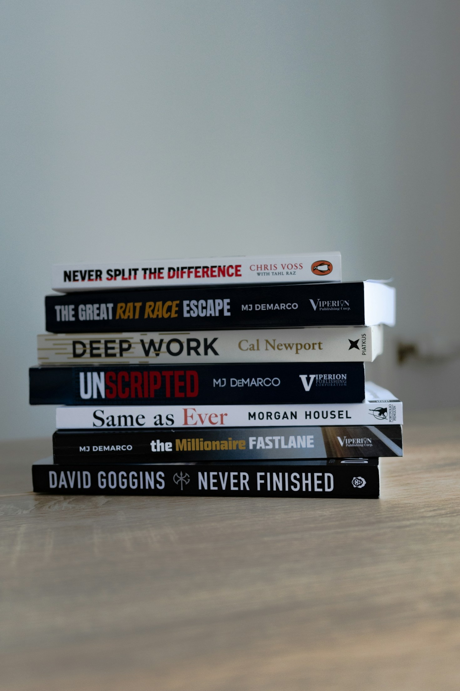 Die Rolle der Macht in Biografien und Romanen